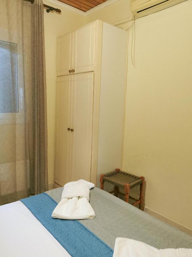 Marina Apartment Perama  Exterior photo